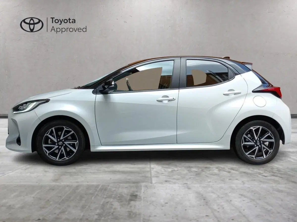 Toyota Yaris usata a Milano (3)