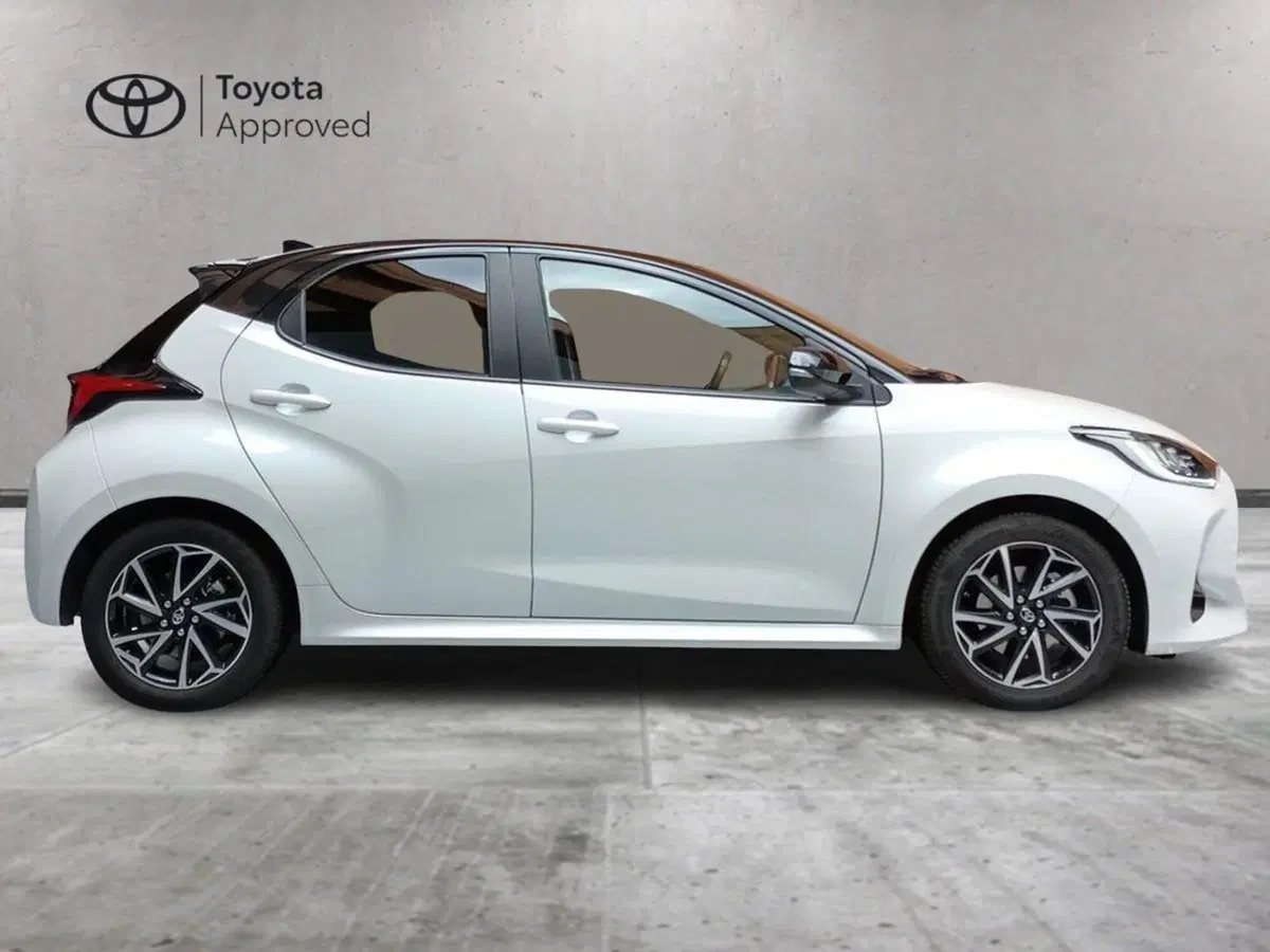 Toyota Yaris usata a Milano (4)