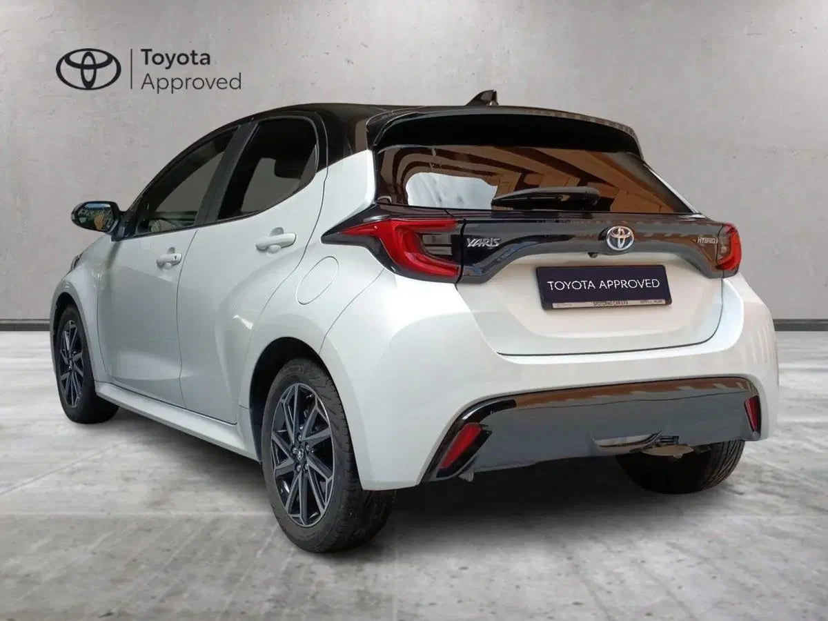 Toyota Yaris usata a Milano (5)