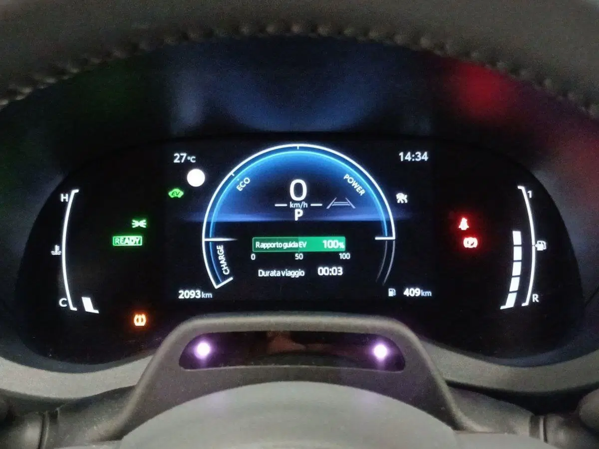 Toyota Yaris Cross usata a Milano (8)
