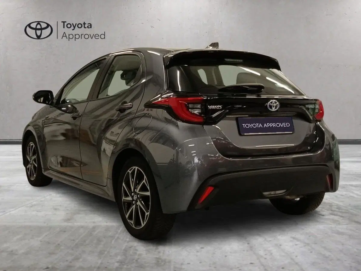 Toyota Yaris usata a Milano (5)