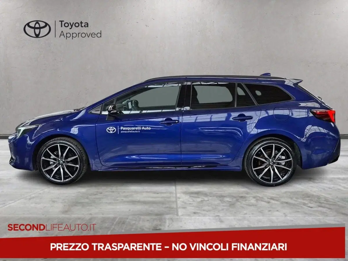 Toyota Corolla Touring Sports nuova a Chieti (8)