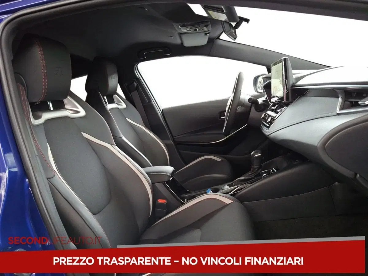 Toyota Corolla Touring Sports nuova a Chieti (9)