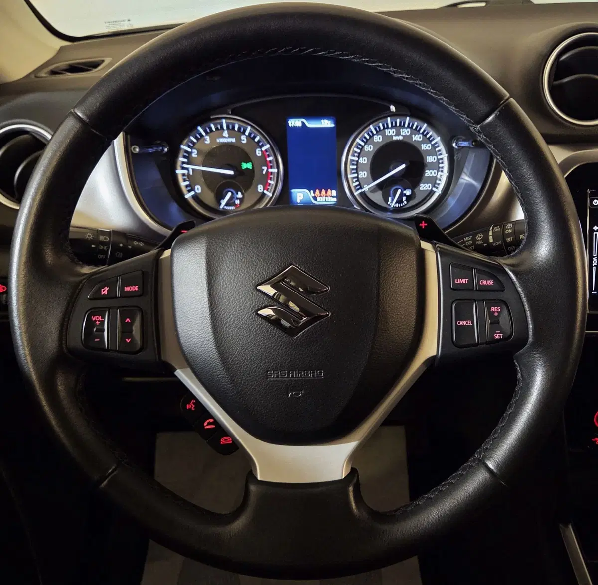 Suzuki Vitara usata a Pavia (9)