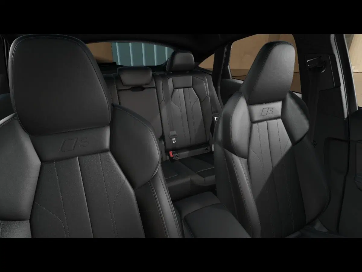 Audi Q4 Sportback nuova a Firenze (11)
