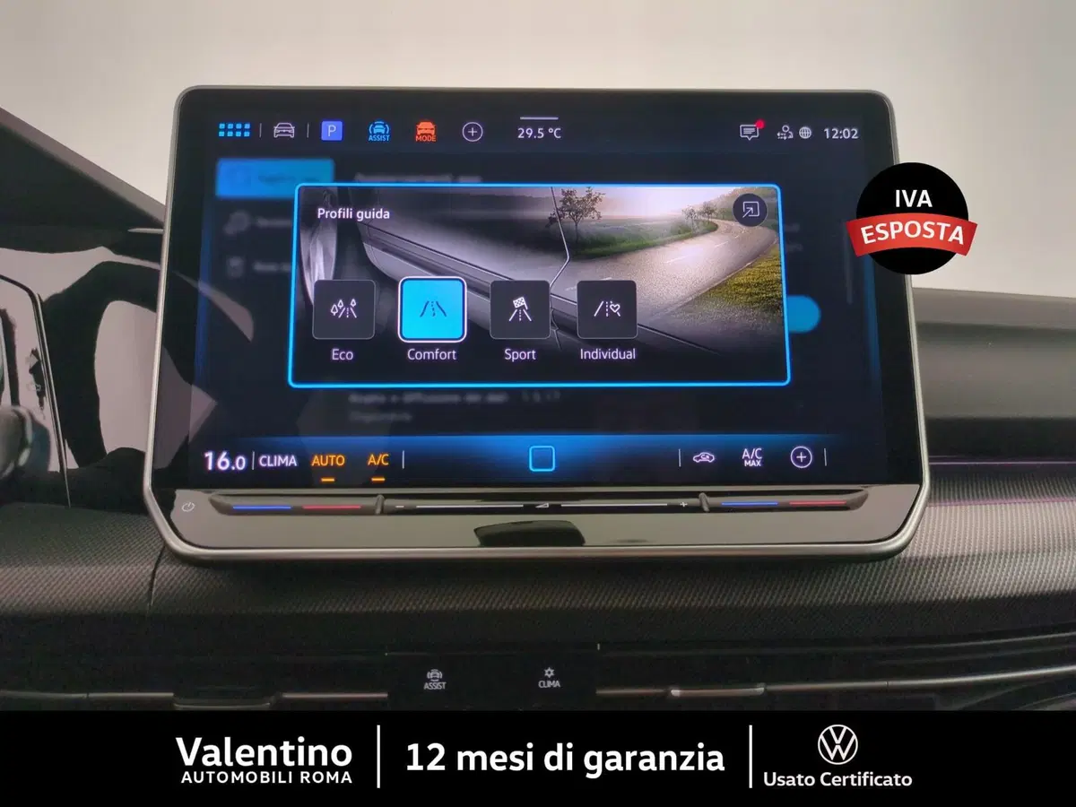 Volkswagen Golf Variant nuova a Roma (18)
