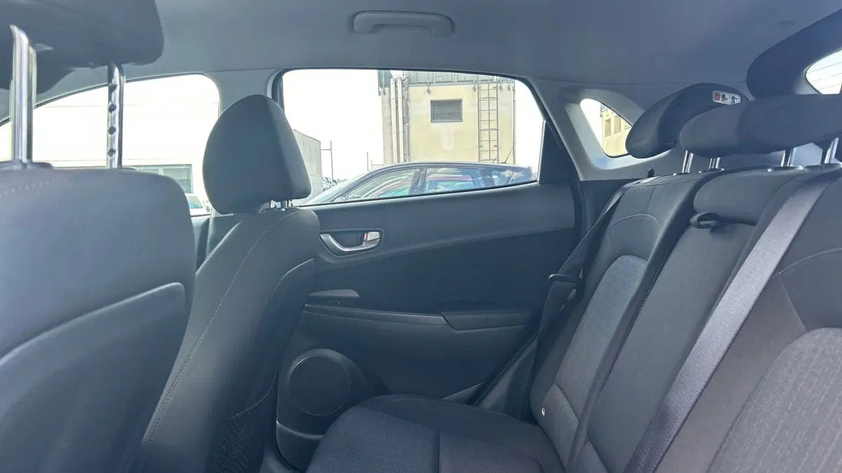 Hyundai Kona usata a Parma (14)