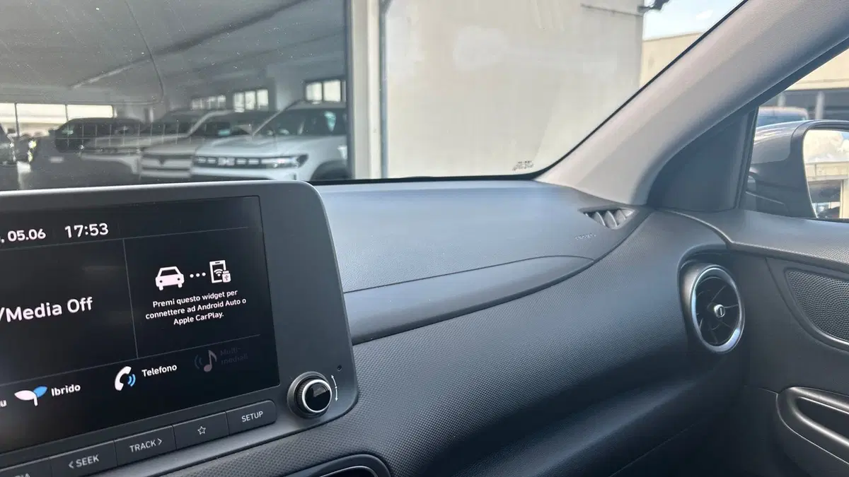 Hyundai Kona usata a Parma (15)