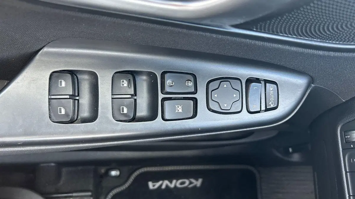 Hyundai Kona usata a Parma (19)