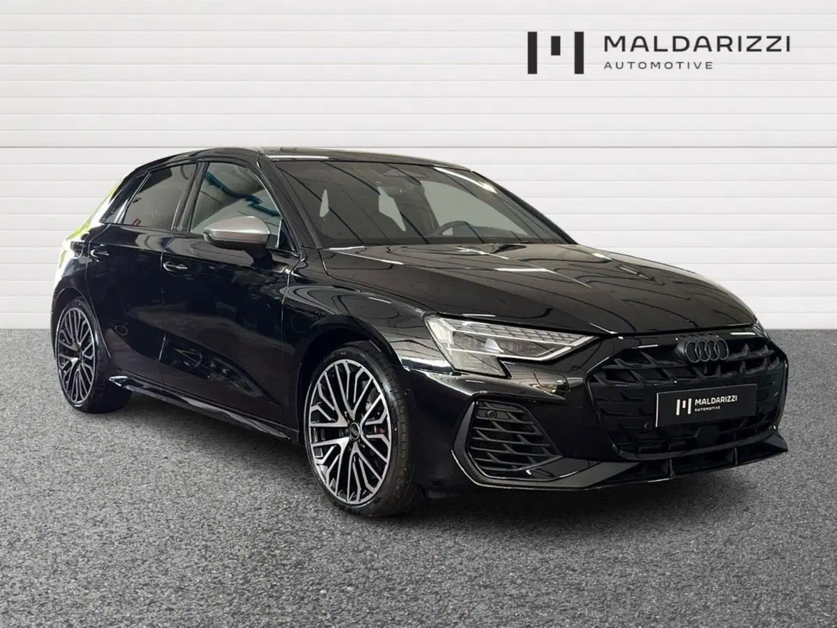 Audi A3 Sportback nuova a Lecce