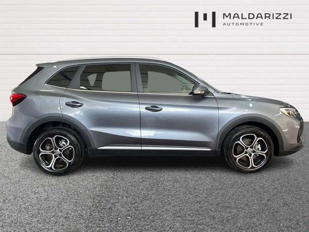Mg ZS EV usata a Bari (5)
