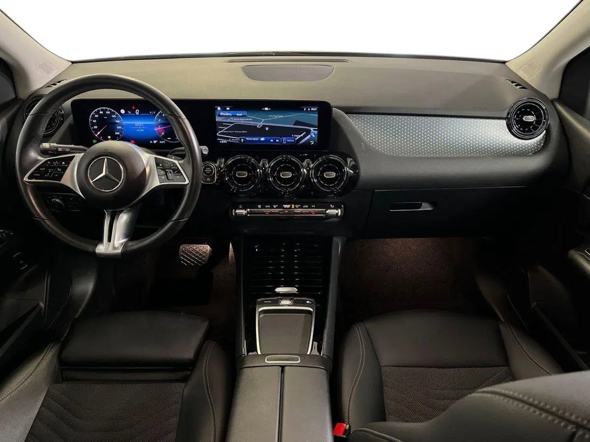 Mercedes-Benz Classe B usata a Milano (9)