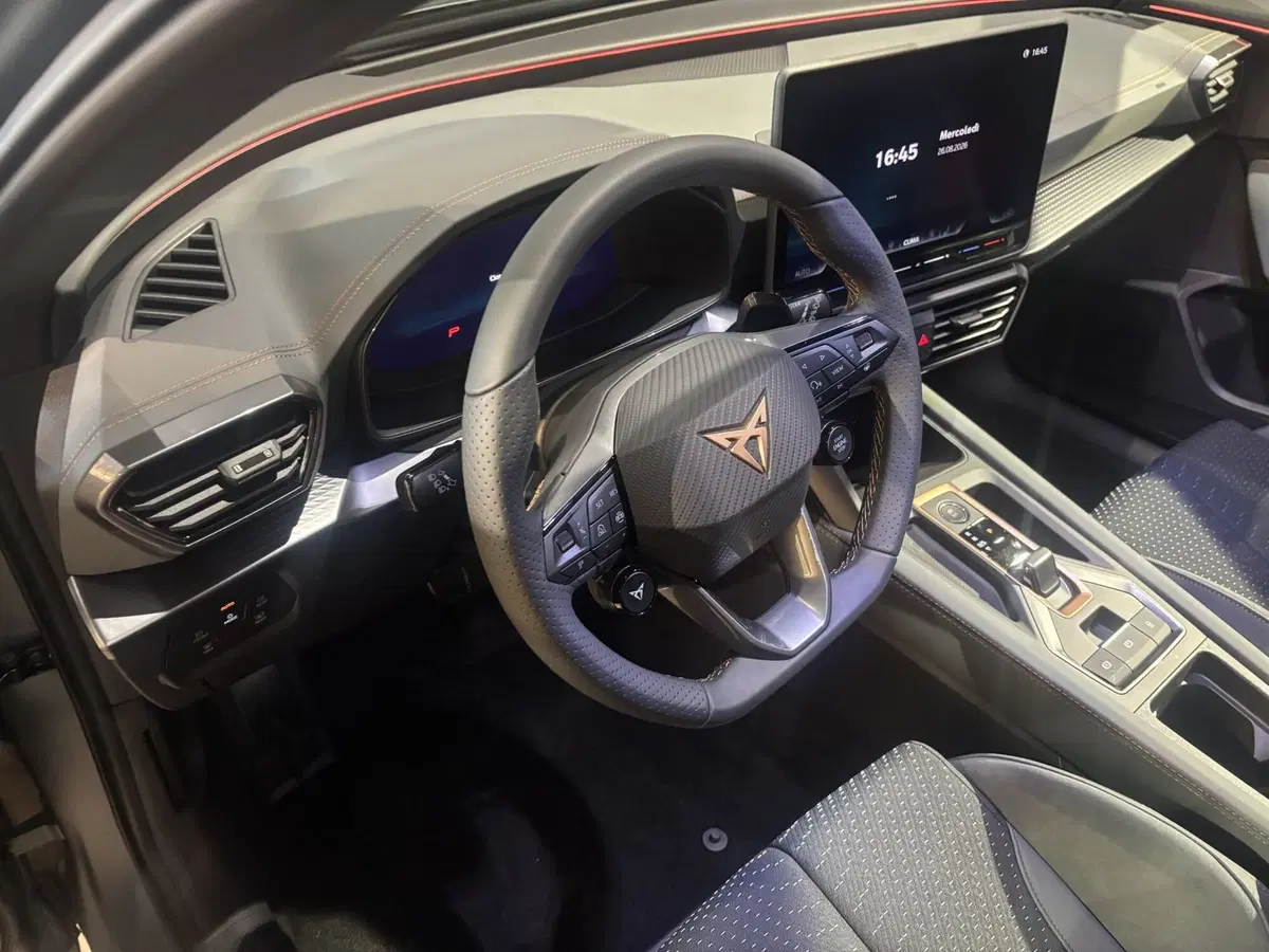 Cupra Formentor nuova a Ferrara (10)