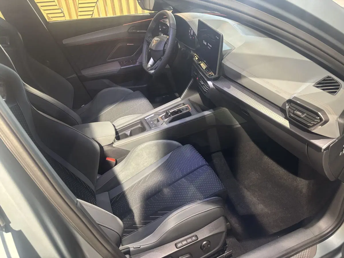 Cupra Formentor nuova a Ferrara (15)