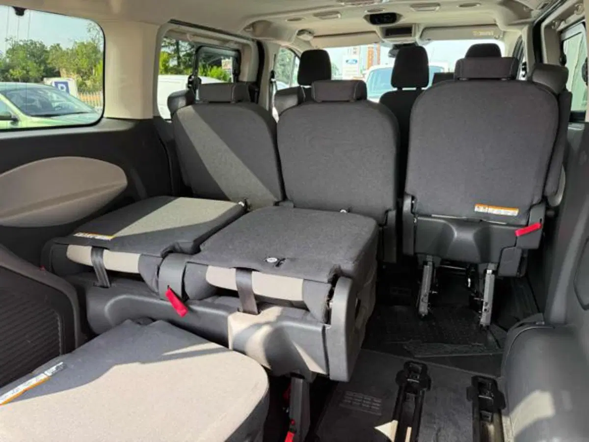 Ford Tourneo Custom usata a Bologna (13)