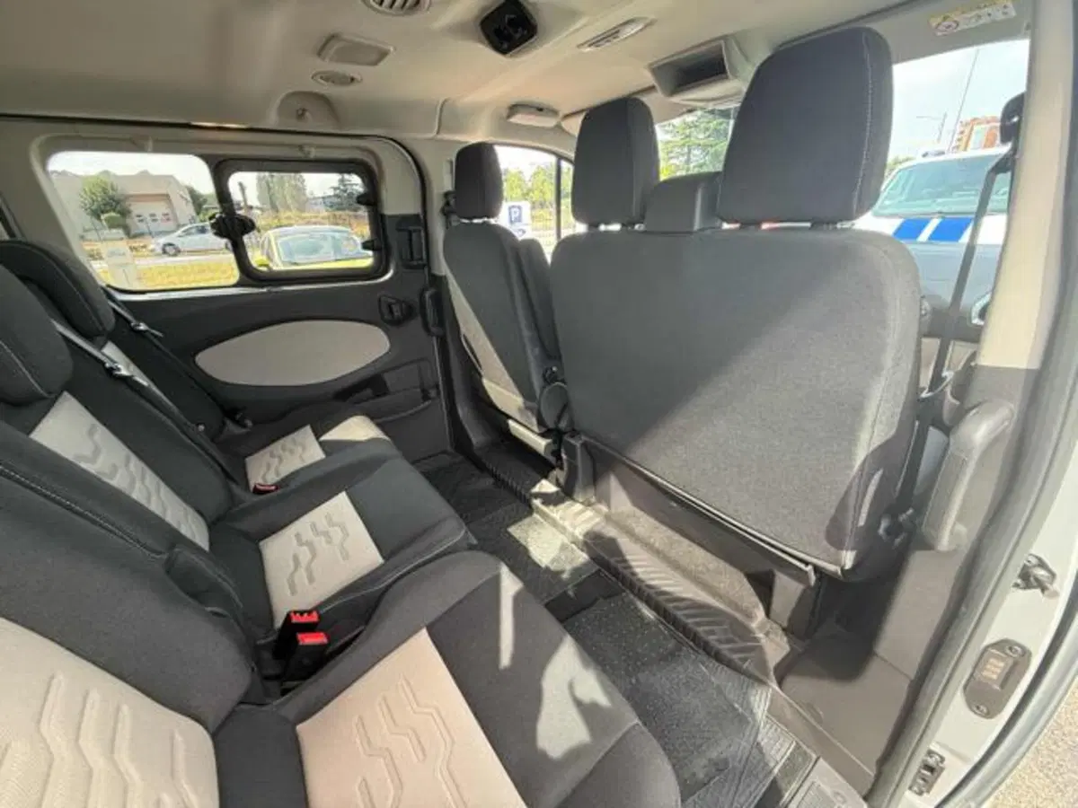 Ford Tourneo Custom usata a Bologna (14)