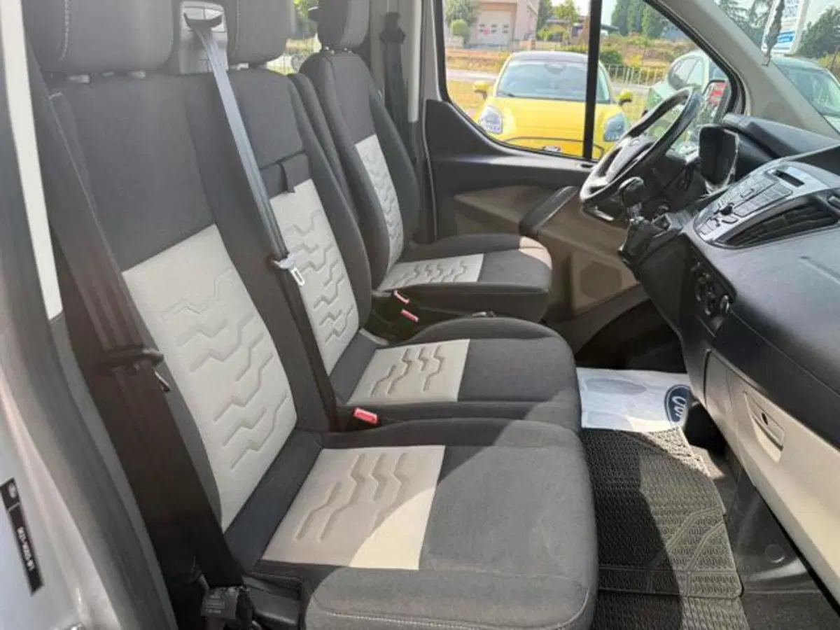 Ford Tourneo Custom usata a Bologna (16)