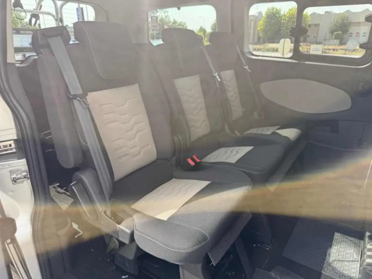 Ford Tourneo Custom usata a Bologna (18)