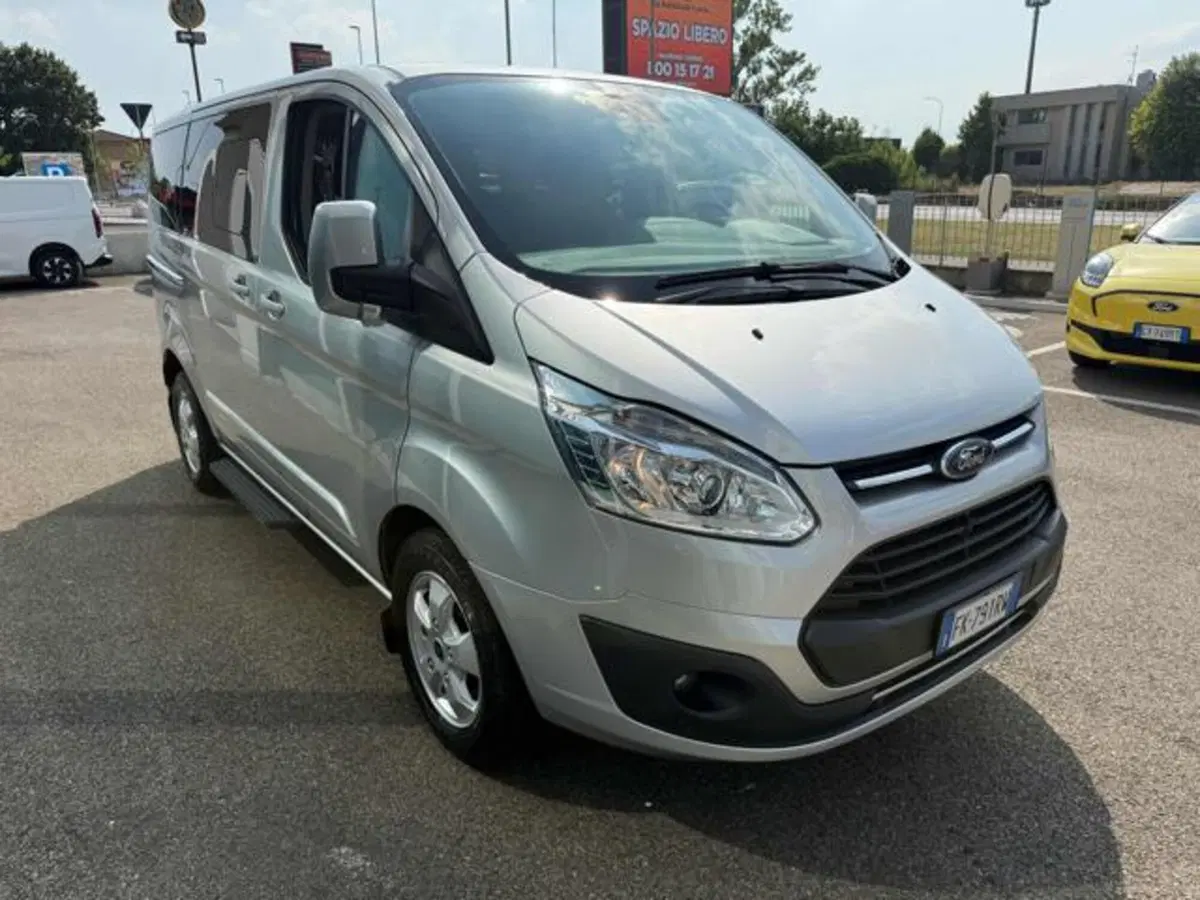 Ford Tourneo Custom usata a Bologna (6)