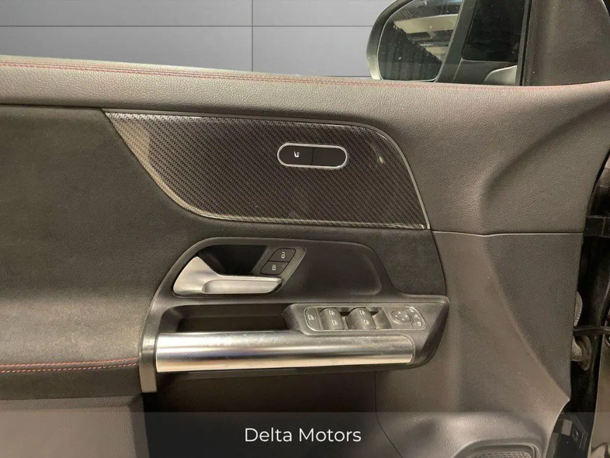 Mercedes-Benz GLA SUV usata a Ancona (17)