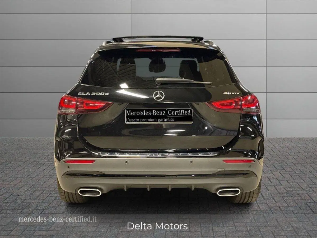 Mercedes-Benz GLA SUV usata a Ancona (4)