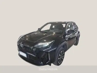 Toyota Yaris Cross 1.5h GR Sport Black Sky fwd 116cv e-cvt del 2022 usata a Montecosaro