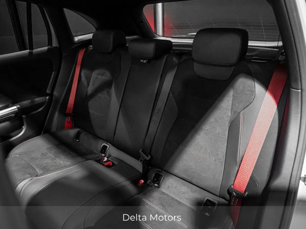 Mercedes-Benz GLA SUV nuova a Ancona (13)