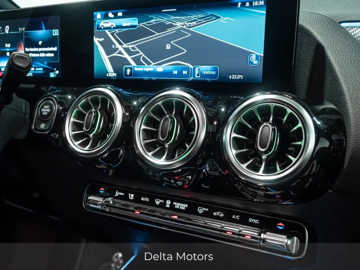 Mercedes-Benz GLA SUV nuova a Ancona (20)