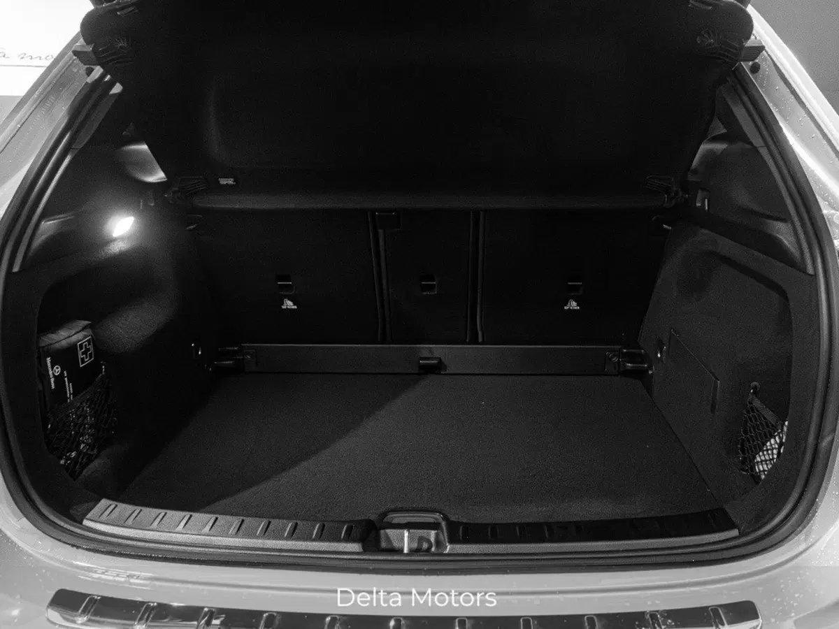Mercedes-Benz GLA SUV nuova a Ancona (9)