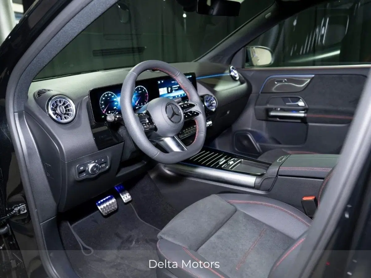 Mercedes-Benz GLA SUV nuova a Ancona (11)