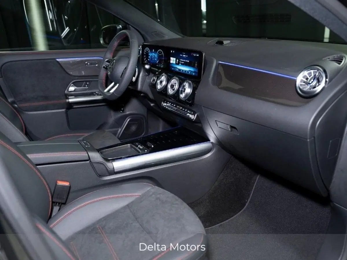 Mercedes-Benz GLA SUV nuova a Ancona (13)