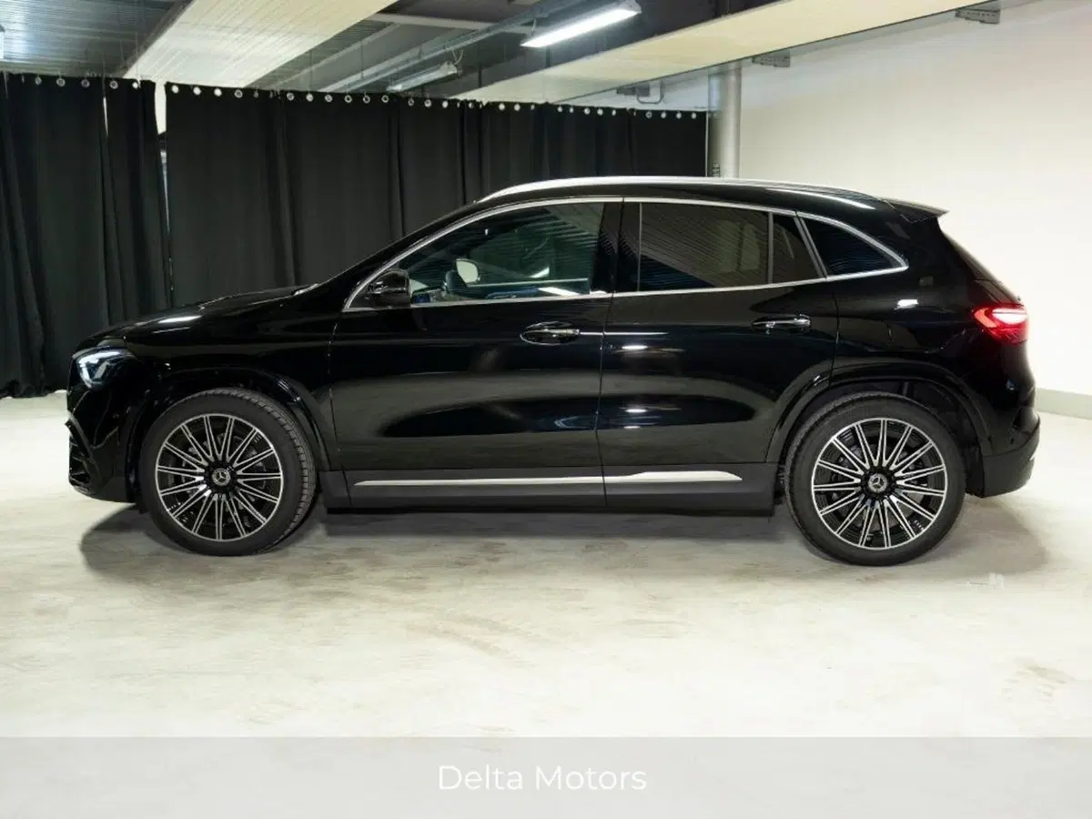 Mercedes-Benz GLA SUV nuova a Ancona (2)