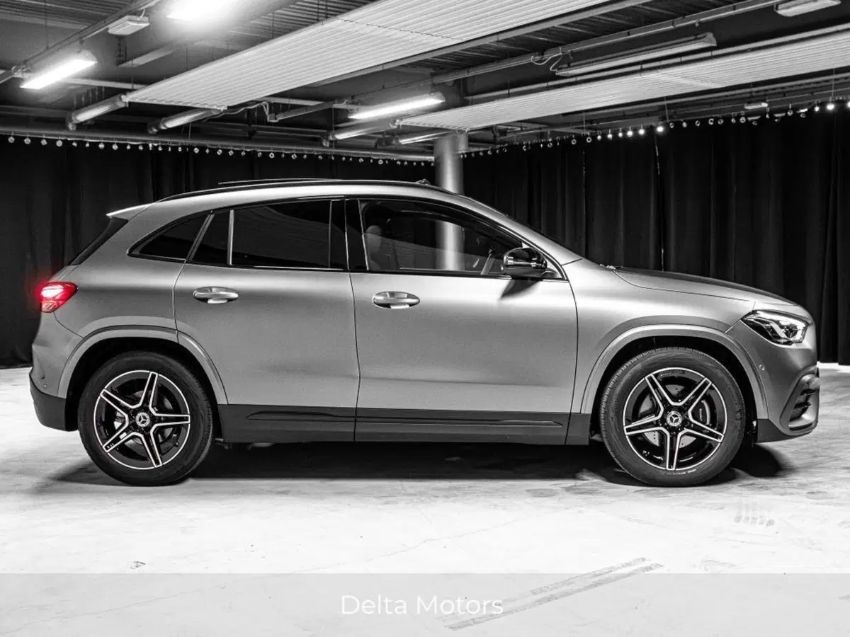 Mercedes-Benz GLA SUV nuova a Ancona (4)