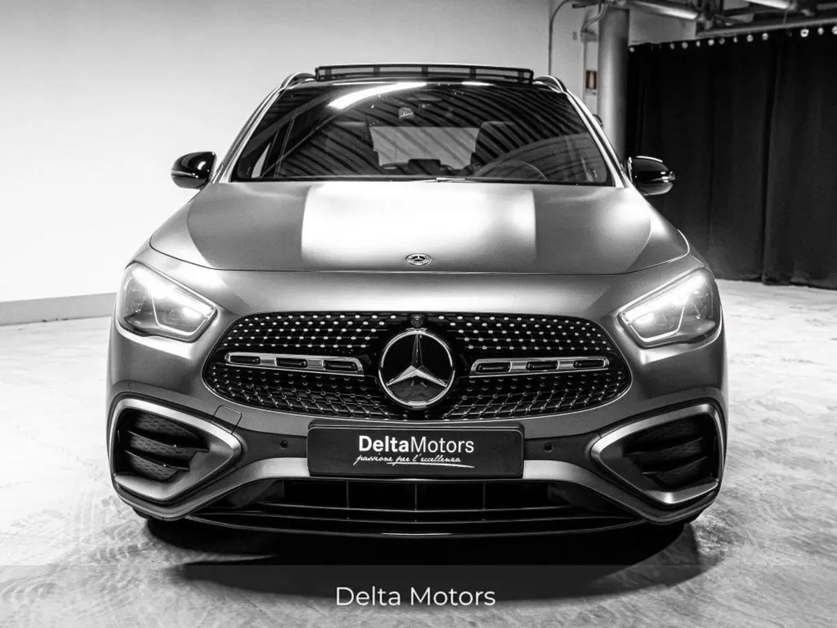 Mercedes-Benz GLA SUV nuova a Ancona (5)