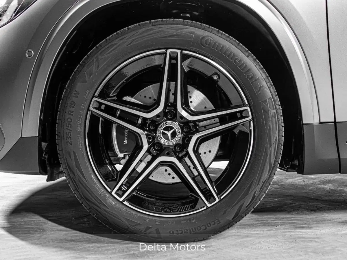 Mercedes-Benz GLA SUV nuova a Ancona (7)