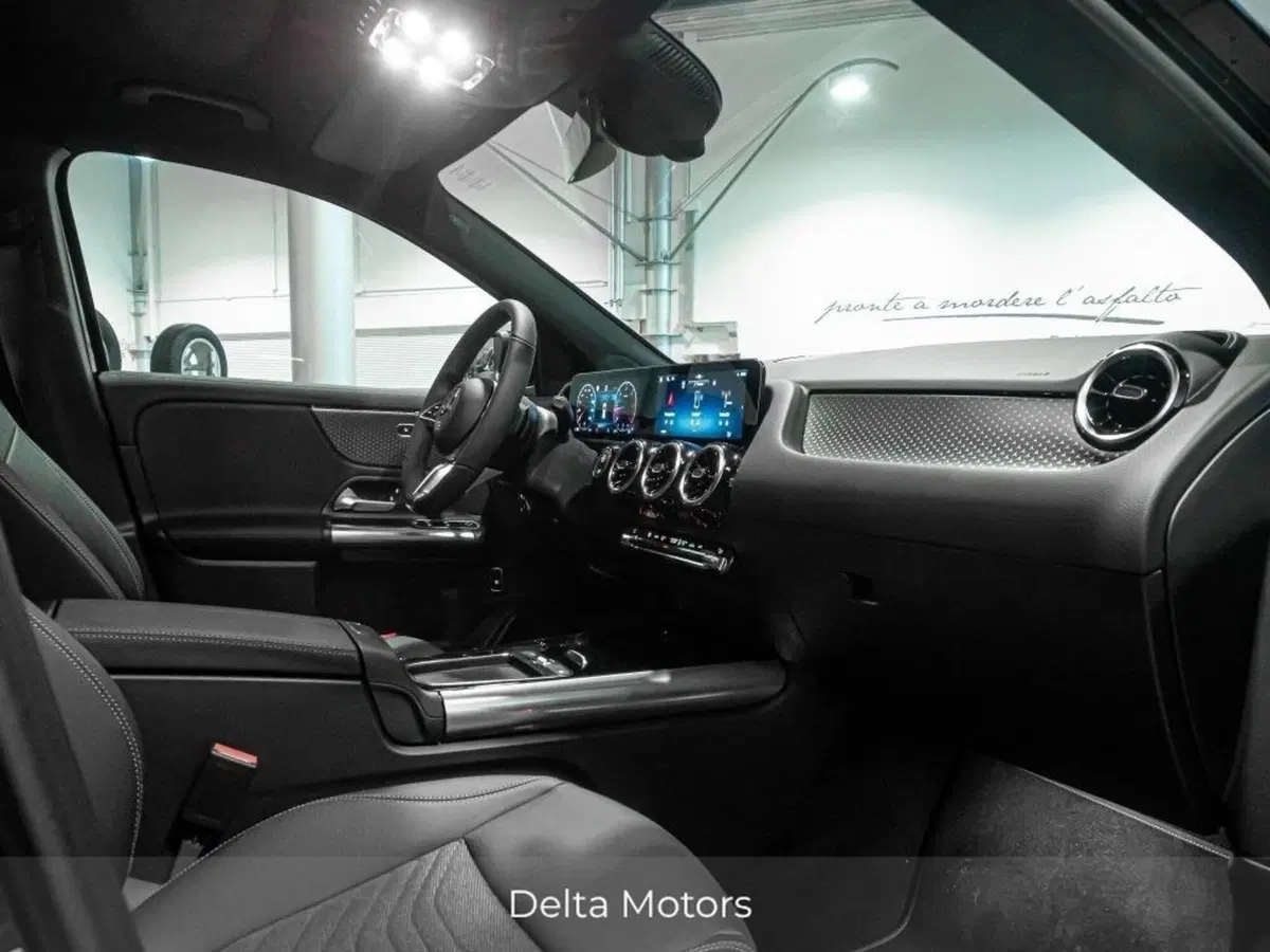Mercedes-Benz GLA SUV nuova a Ancona (17)