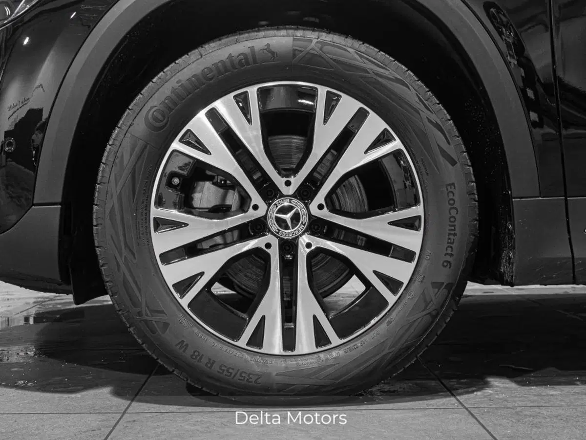 Mercedes-Benz GLA SUV nuova a Ancona (7)