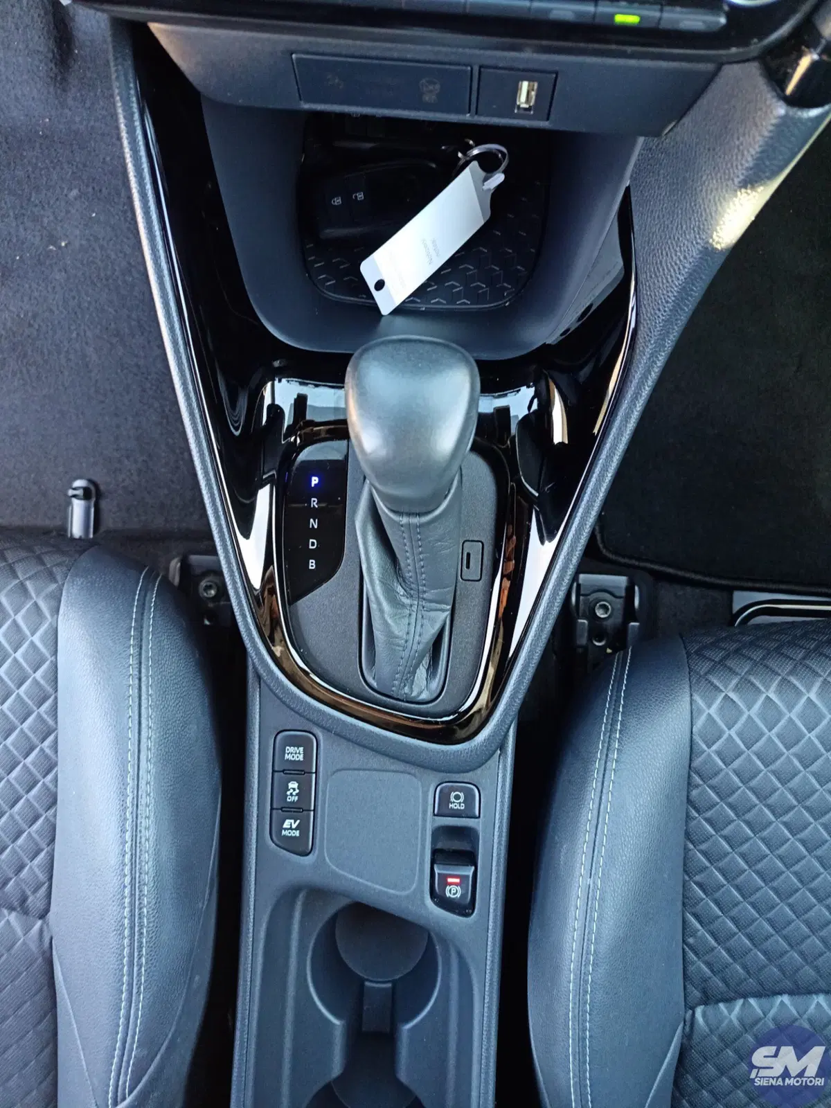 Toyota Yaris usata a Siena (13)