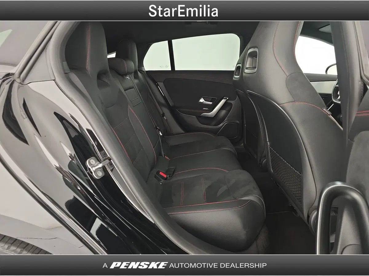 Mercedes-Benz CLA Shooting Brake usata a Ferrara (18)
