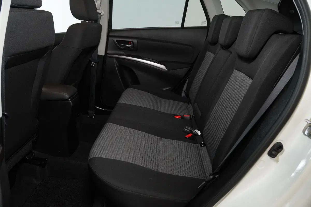 Suzuki S-Cross usata a Perugia (8)
