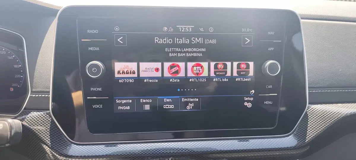 Volkswagen T-Cross usata a Avellino (11)