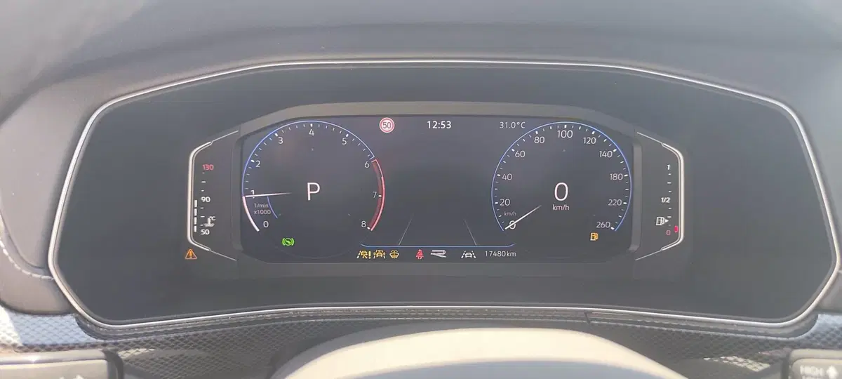 Volkswagen T-Cross usata a Avellino (12)