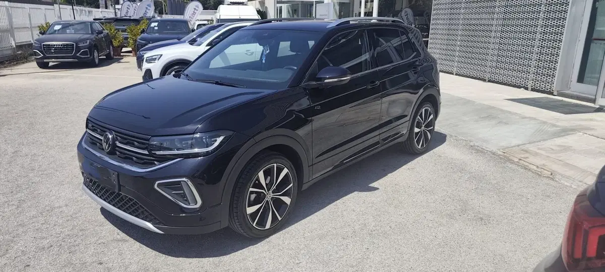 Volkswagen T-Cross usata a Avellino (4)