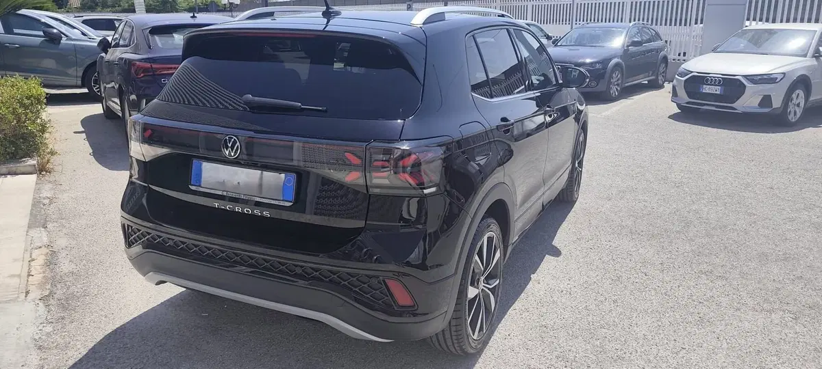 Volkswagen T-Cross usata a Avellino (6)