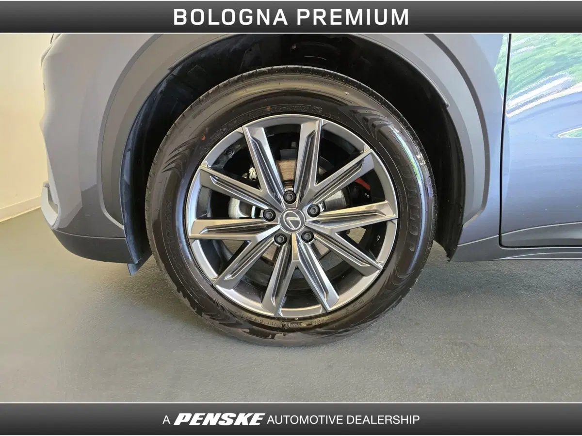 Lexus LBX usata a Bologna (9)