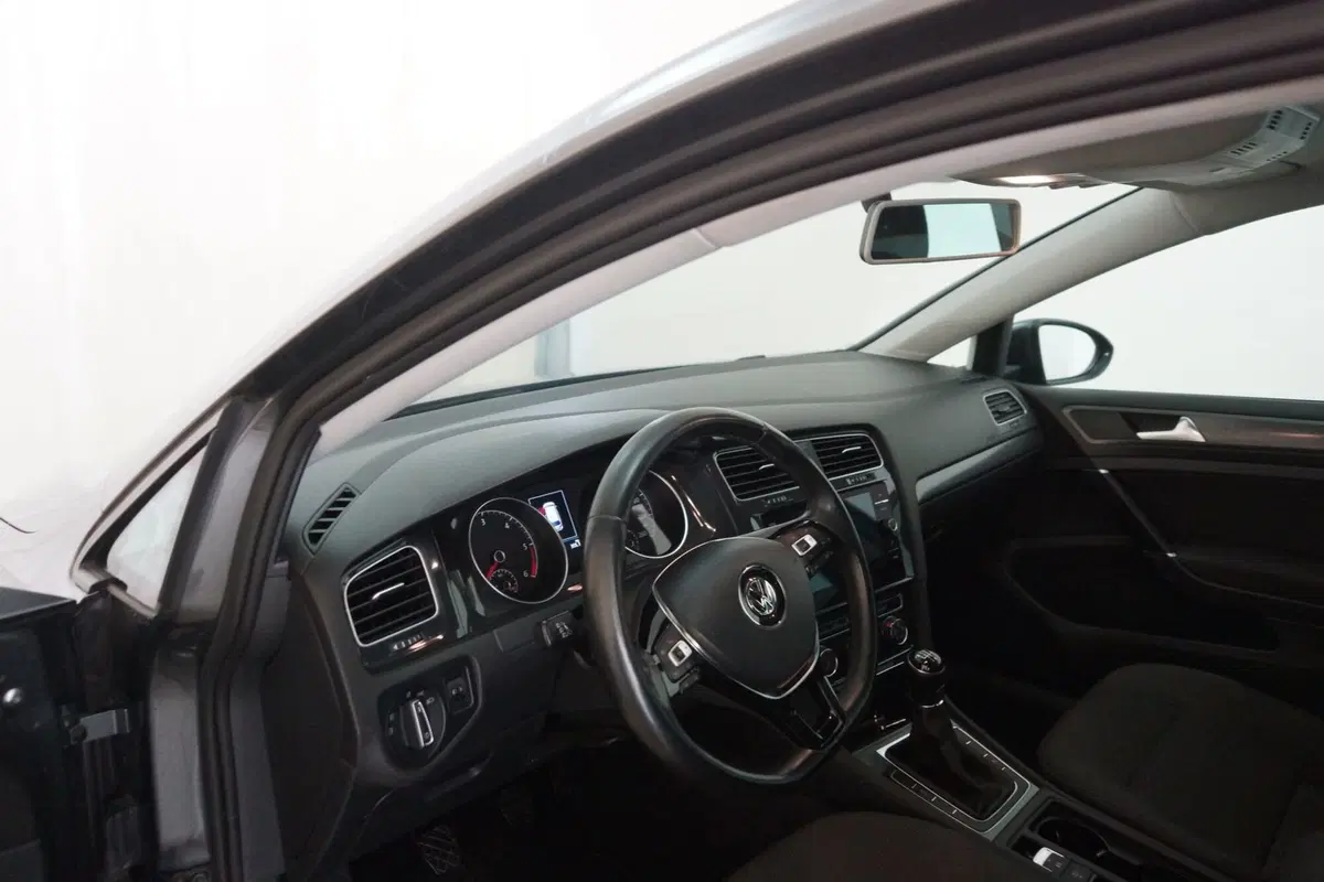 Volkswagen Golf Variant usata a Torino (10)