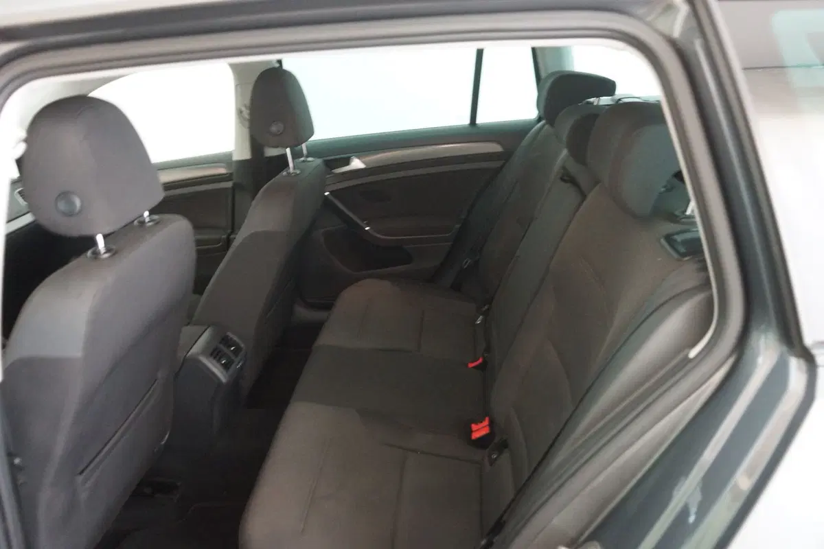 Volkswagen Golf Variant usata a Torino (8)