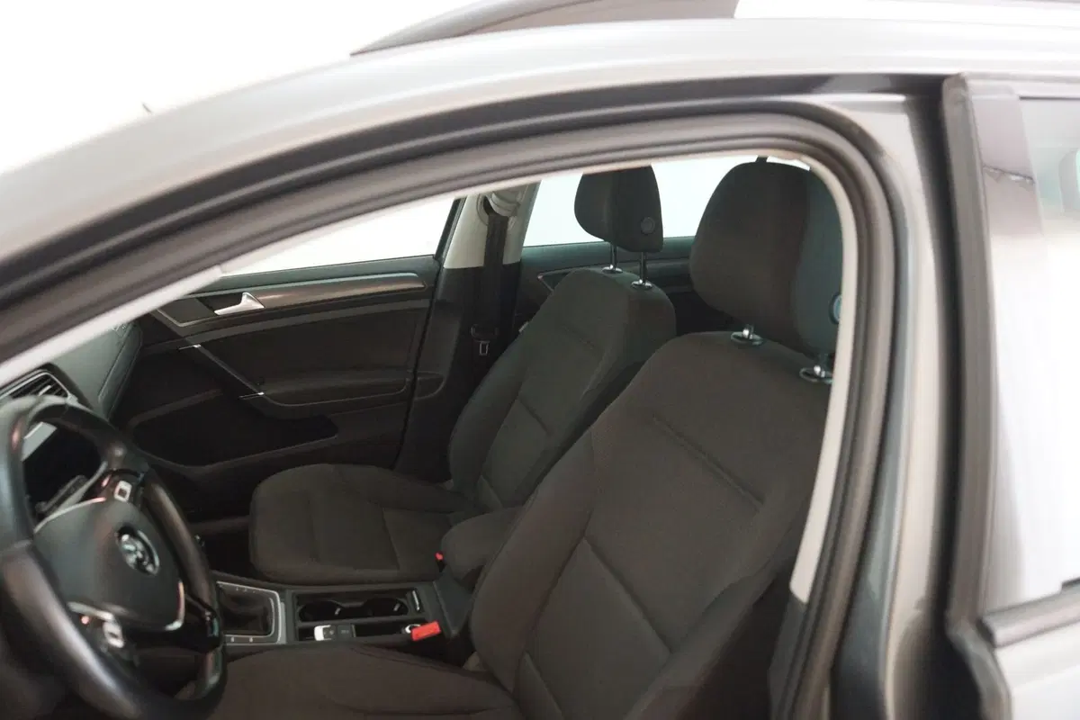 Volkswagen Golf Variant usata a Torino (9)