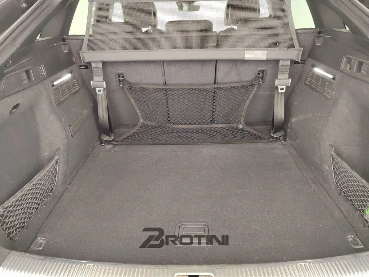 Audi Q5 Sportback usata a Massa-Carrara (17)