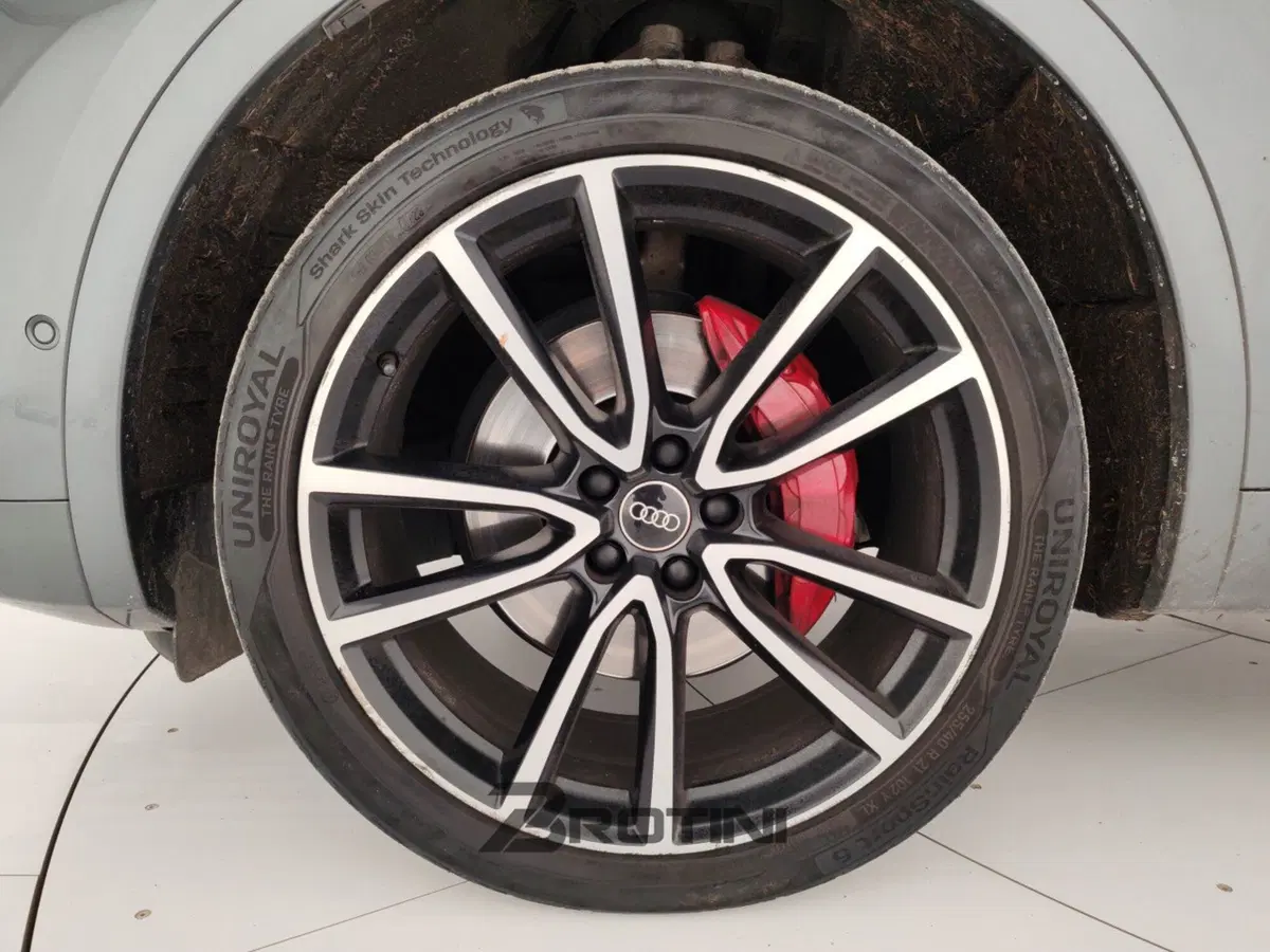 Audi Q5 Sportback usata a Massa-Carrara (6)